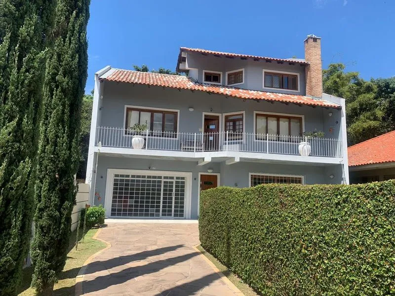 Foto 2 de 20 — Linda Casa a Venda no Centro de Guaíba